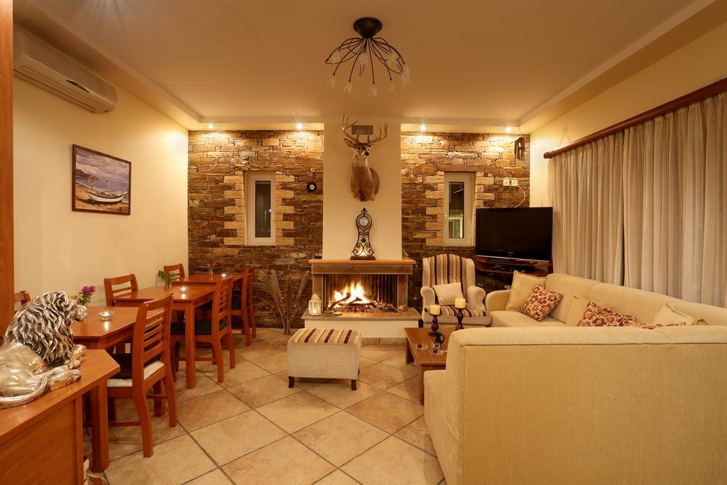 Politia Villas Karystos  Bagian luar foto
